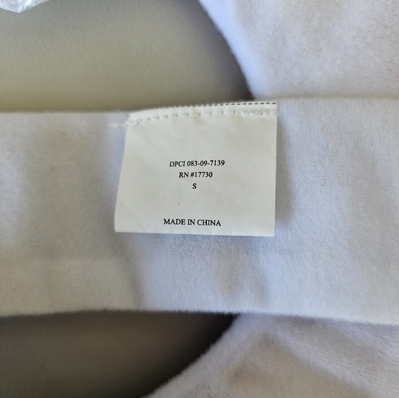 Dog rainbow costume size small - Picture 4 of 4